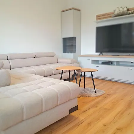 Haus Grani By Interhome Lejlighed Zell am See